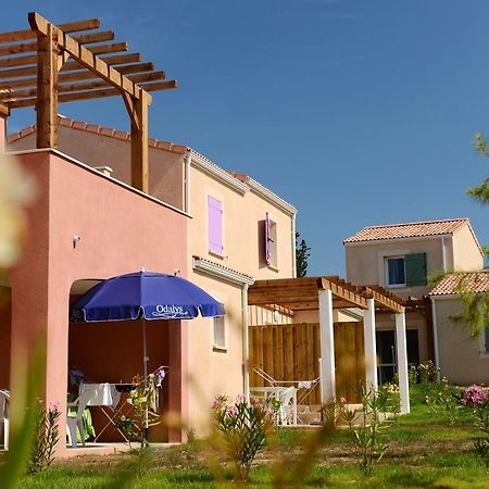 Residence Odalys Le Mas Des Alpilles Paradou Exterior photo