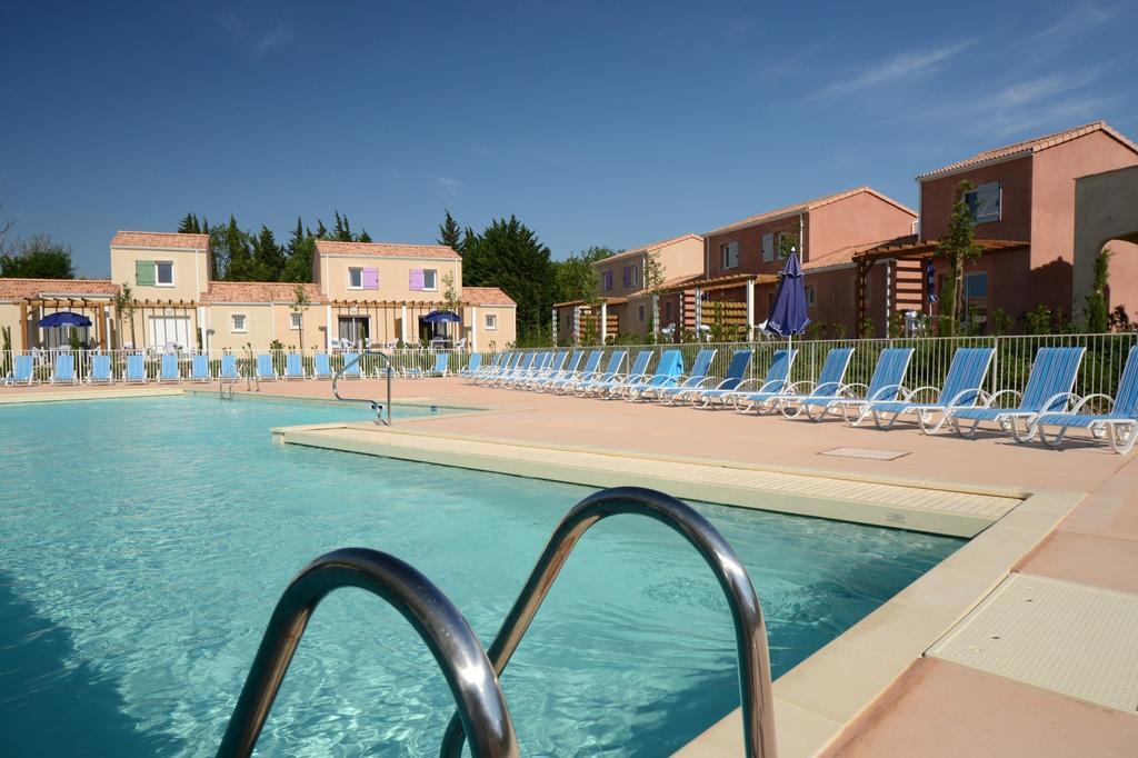 Residence Odalys Le Mas Des Alpilles Paradou Exterior photo