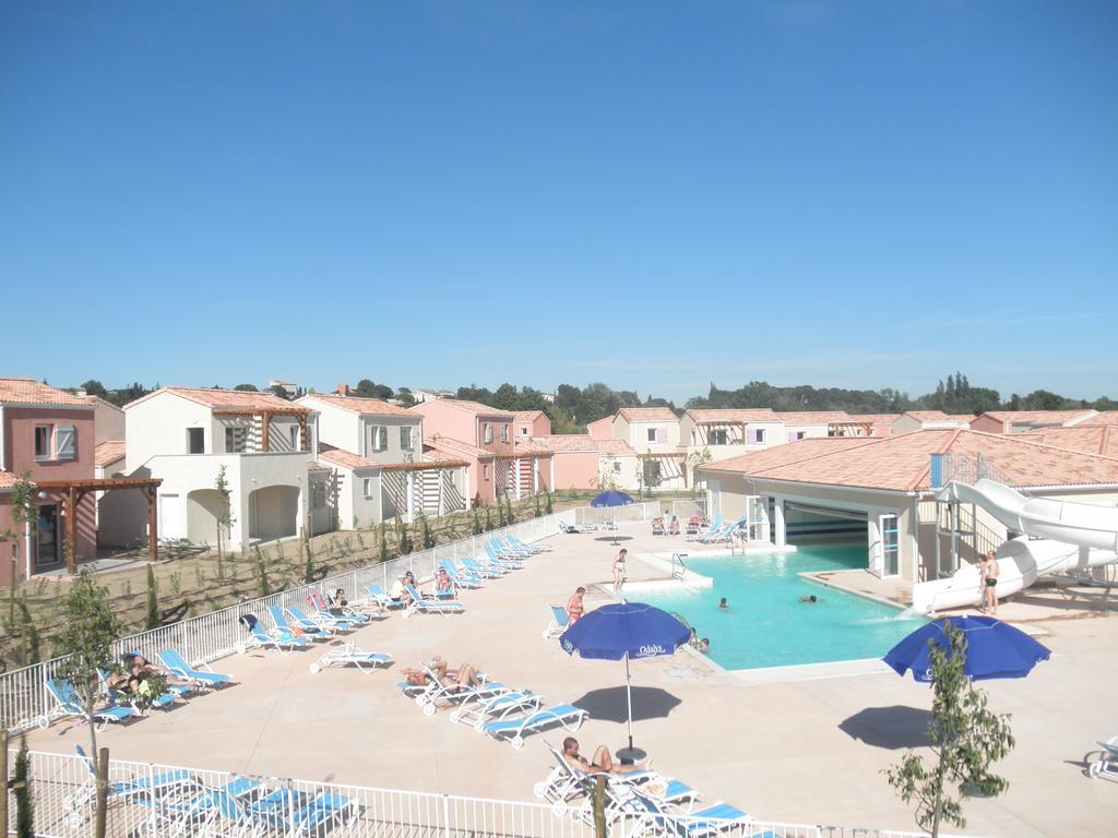 Residence Odalys Le Mas Des Alpilles Paradou Exterior photo