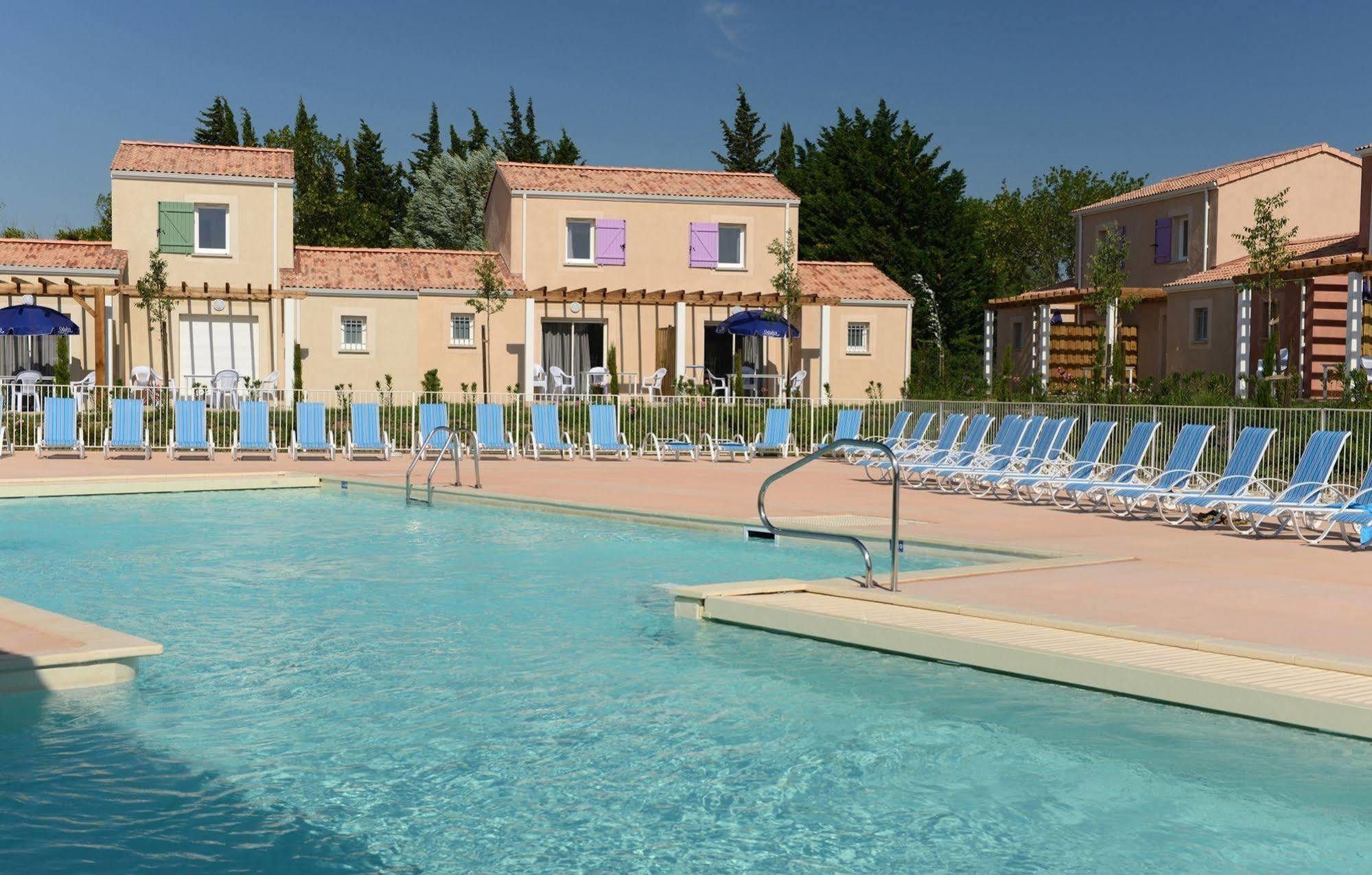 Residence Odalys Le Mas Des Alpilles Paradou Exterior photo
